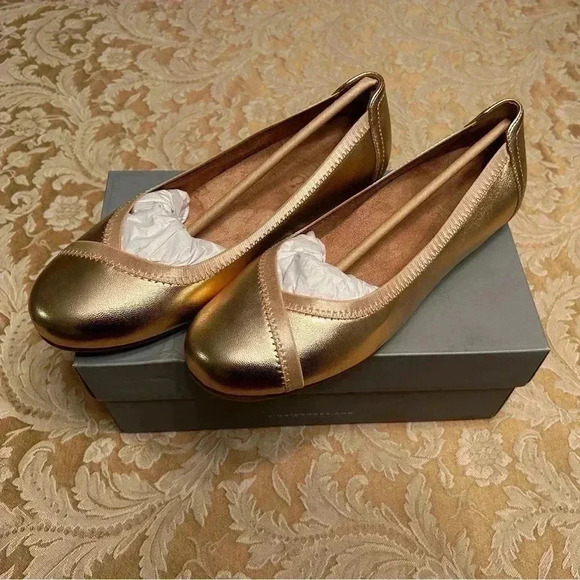 6.5 VIONIC Rose Gold Spark Caroll Metallic Ballet Flats, Brand New In Box - Picture 3 of 11